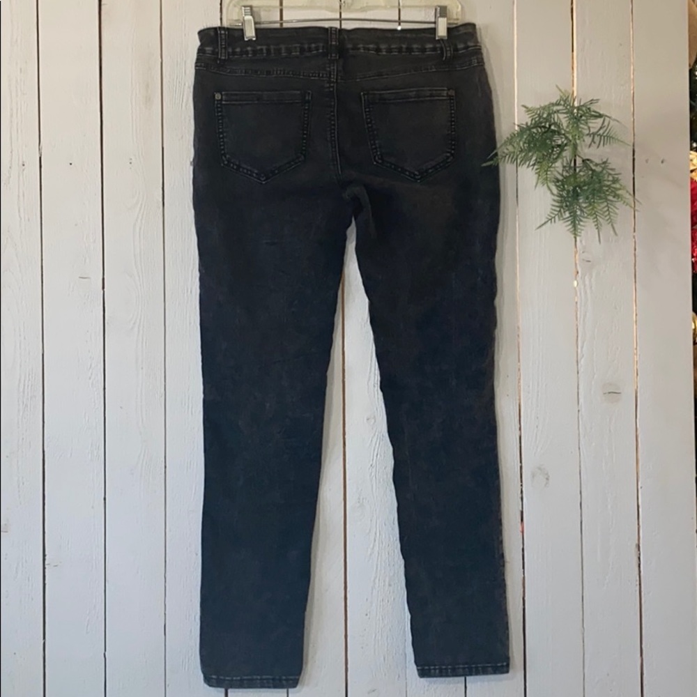 Boom Boom Jeans - Picture 4 of 7